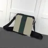 Messenger bag herr klassisk modestil olika färger valet för att gå ut, storlek: 21*22*4 cm, M194 fraktfritt