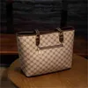 2022 New Factory Wholesale Bag women's single shoulder commuter briefcase