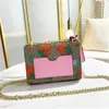 2022 Fashion Women Strawberry Printing Shoulder Bags Gold Chain Crossbody Bag Fashion L￤der handv￤skor Kvinnlig Designer Purs234T