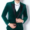 Trajes de hombre ajustados de terciopelo verde oscuro para baile de graduación 3 piezas negro solapa pico boda novio esmoquin personalizado hombre ropa de moda conjunto X0909