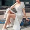 ホワイトポルカドットハイウエストサマードレスファッションスプリットミディロングエレガントな女性パーティードレススクエアカラードレス13278 210527