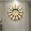 Horloges murales créatives en métal silencieux, Design moderne de luxe, Art doré Simple, décoration murale pour la maison DF50