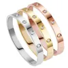 Love Fashion Ehepaar Armband Custom Männer und Frauen Bangle Titanium Schmuck Geburtstagsgeburtstag Clip Silber Gold Nagelschraube Stein 1068454