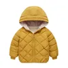 Roupas de algodão de algodão infantil Outono e inverno moda clothinng unisex bebê com capuz parka meninos para baixo jaqueta 211027