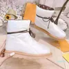 Luksusowe kobiety poduszki Komfort kostki Boot Quilted Down Filling Letter Drukowana Designer Dama Wodoodporność Nylon Guma Buty Outsole
