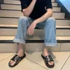 2021 남자 여름 패션 슬리퍼 남성 고품질 야외 성격 소프트 하단 편안한 미끄럼 방지 슬라이드 해변 신발 학생 샌들 40-45