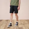 Sommar klassiska shorts män lite elastisk grundläggande solid kvalitet knä längd plagg tvättade byxor 210716