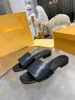 المصمم الفاخر 21SS Revival Flat Bughs Slipper Women Slides Sandals Shoes Flip Flops Flops with Box