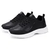 Billigare män Kvinnor Running Skor Triple Black White Red Fashion Mens Trainers # 15 Womens Sport Sneakers Outdoor Walking Runner Sko