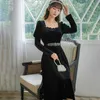 Elegant Wave Neckline Velvet Dress Women's Spring Square Collor Long Puff Sleeve Mid-calf Dresses With Belt 210427