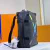 Hochwertiger Herren-Rucksack aus schwarzem Leder, luxuriöser Designer-Rucksack mit kreuz und quer verzierter Farbe X, Schultasche, Schulranzen, Rucksack, Gepäck