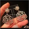 Diseñador de lujo de moda Diamantes súper chispeantes Zirconia Camelia Pendientes colgantes de flores para mujeres Niñas Poste de plata Mleee Zscel3584022