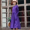 ジョニー教徒の女性のドレスビンテージ春の刺繍女性服紫の緩い立場襟リネンレジャーレディースドレス210521