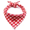 Partihandel Hundkläder Små Stor Bandana Bibs Cat Scarf Tvättbar Bomull Plaid Printing Puppy Kerchief Pet Grooming Tillbehör