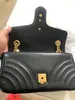 Luxurys Designer Umhängetaschen von höchster Qualität Berühmte Luxusdesigner Umhängetasche Handtaschen Geldbörsen Echtleder Modekette Klappe schwarz Cross Body Lady Frauen