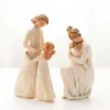 Nordic Style Love Family Figurines Resin Miniacture Mamma Dad och Barn Hem Dekoration Tillbehör Happy Time Christmas Gifts 210910