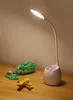 Lampe de table LED USB Chargement tactile Touche pliable Lampes de bureau Protection des yeux Apprentissage Night Night Light Multi-fonction Porte-stylo