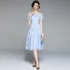 Kobiety Letni Projektant Elegancki Haft Siatka Sukienka Sexy Slim Koktajl Wedding Party Szata Ladies Vintage Dress Vestidos 210525