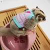 Små djur levererar handgjorda chipmunk kläder mini hamster vinter honung glider ekorre tillbehör
