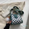 Evening Bags Clashing Color Fashion Lady Carrying One Shoulder Bag. Winter Span Plaid