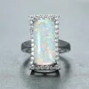 Anneaux de mariage Vintage couleur argent bague grand Rectangle pierre fiançailles mignon femme blanc bleu opale de feu pour les femmes bijoux