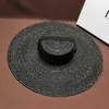 Handgefertigter schwarzer Naturstrohhut für Herren und Damen, Verbandband, breite Krempe, Derby-Sonnenschutz, Sommer-Strandhut