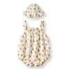 Född Baby Girls Ärmlös Romper Onesie Blommor Toddler Outfit med Cap Lovely Dostume 2pcs för sommaren 210529