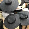 Handgefertigter schwarzer Naturstrohhut für Herren und Damen, Verbandband, breite Krempe, Derby-Sonnenschutz, Sommer-Strandhut