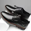 Populaire hommes nouvelle mode haute qualité Oxford chaussures affaires printemps automne respirant avec trous hommes formel affaires tendance chaussures89h