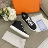 Klasyczne damskie Casual Lace Up Buty Buty Klamry Sneaker Roma Skórzane Panie Platformy Sukienka Walking Trainer Lace-UP Sneakers Czarny but