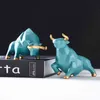 Nordisk stil skulptur Bull Animal Model Harts Figurer Modern Hemdekoration Staty Office vardagsrum Desktop Decor Ornament 211105