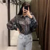 Chemise femme bleu semi-transparent imprimé en mousseline de soie Blouse femme printemps Vintage Streetwear bouton haut à manches longues 210519