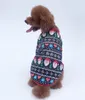 8色の綿の犬のアパレル犬のクリスマスの服の子犬のシャツの子ペットサンタ雪だるま衣装のための小さな後背位と猫のジンジャーブレッドの男性のスノーフレークs赤A86