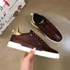 Topp diamant casual Italy Low Designer Flat Mens Shoes Sorrento präglade Luxurys Crocodile Mönster Sneakers Trainers Crystal Mens Portofi