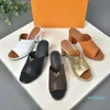 2021 Klasyka Kobiety Sandały Moda Plaża Grube Dolne Kapcie Alfabet Lady Sandals Leather High Heel Slajdy Buty SH008