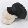Белые искусственные кожаные винтажные шапки для женщин Новости боевики кепки дамы берет британский стиль восьмиугольная кепка высокого качества женщины