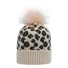 Produit à la mode tricot de mode femme chapeau hiver en stock chapeaux d'hiver de Noël pour femmes