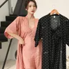 Damen Nachtwäsche 2 teile/satz Polka Dot Weibliche Robe Set Sommer Sexy Gurt Brust Pad Nachthemd Strickjacke Twinset Nachtwäsche