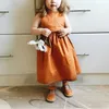 Nyfödd baby sommar apelsin ärmlös prinsessa party klänningar mode cross backless klänning toddler tjejer kläder szie av 80-110 Q0716