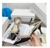 2021 Tasarımcı Kristal Yay Kadın Sandalet Klasik Slayt Terlik Bayanlar Lüks Çevirme 6 cm Topuk Sandal Katırları Açık Yüksek Kalite Stiletto Topuklu Ayak Bileği Kayışı 01