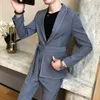 Spring Suit män single -knapp Mens Slim Fit kostymer med Pant Casual Stage Wedding Dress Belt Prom Tuxedo Costume Homme263b