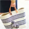 Shoppingväskor Bohemia Haw Weaving Big Tote Kvinnors Striped Pompom Handväska Holiday Beach Bag Damer Sommar Mode Topphandtag Purses Ins 220301