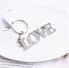 Romantisk Diamond Letter Keychain Hängsmycke Metall Kärlek Keyring Par Nyckel Kedja Creative Tillbehör Gåvor för älskare