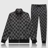 Diseñador de chándales Hombres Marca Sweat Suits See Autumn Mens Luxury Tricksuits Jogger Jacket Pantalones Sporting Traje Imprimir