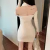 Seksi Wrap Kalça Sıkı Beyaz Halter Örme Elbise Kadın Mini Kapalı Omuz Uzun Kollu Backless Vestido Feminino Rahat Vahşi 210610