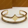 2021 Classic Style Womens Armband Designers Armband med Box Fashion Women Fine Jewelry Lady Bangles Luxurys Accessories 21102849xs