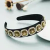 Metal Çiçek Kafa Kadın Vintage Sparkly Rhinestone Boncuklu Hairband Kızlar Parti Şapkalar Tiara Taçlar