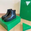 Klasyczne damskie buty Casual Moda Martin Boot Kobieta Ciepłe Skórzane Buty Wysokiej Jakości Designer Designer Rycerz Botki P905133