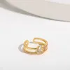Anéis de casamento Design Tiny Zircon CZ Safety Pin Mangue para mulheres Estrela de lua de moda camadas duplas jóias abertas femme bijoux