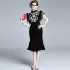 夏のスリムな人魚のドレスMidi Black刺繍ES女性の服ビンテージパーティー作業フリル210506